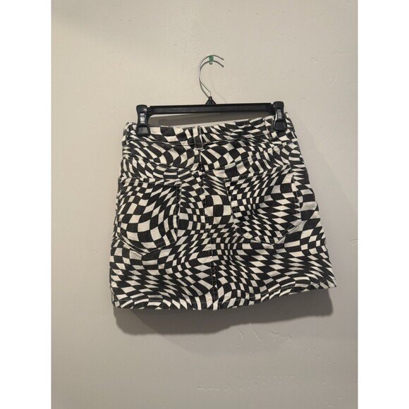 RSQ Check Swirl Skirt Womens sz S Denim Mini Jean Denim Skater in Black + White - Picture 4 of 4